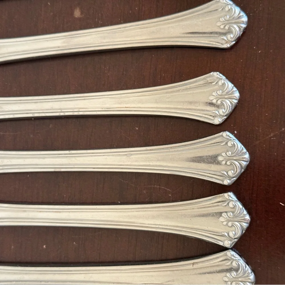 Set of 7 Reed &‎ Barton Rebacraft Japan Stainless Butter Dinner Knives